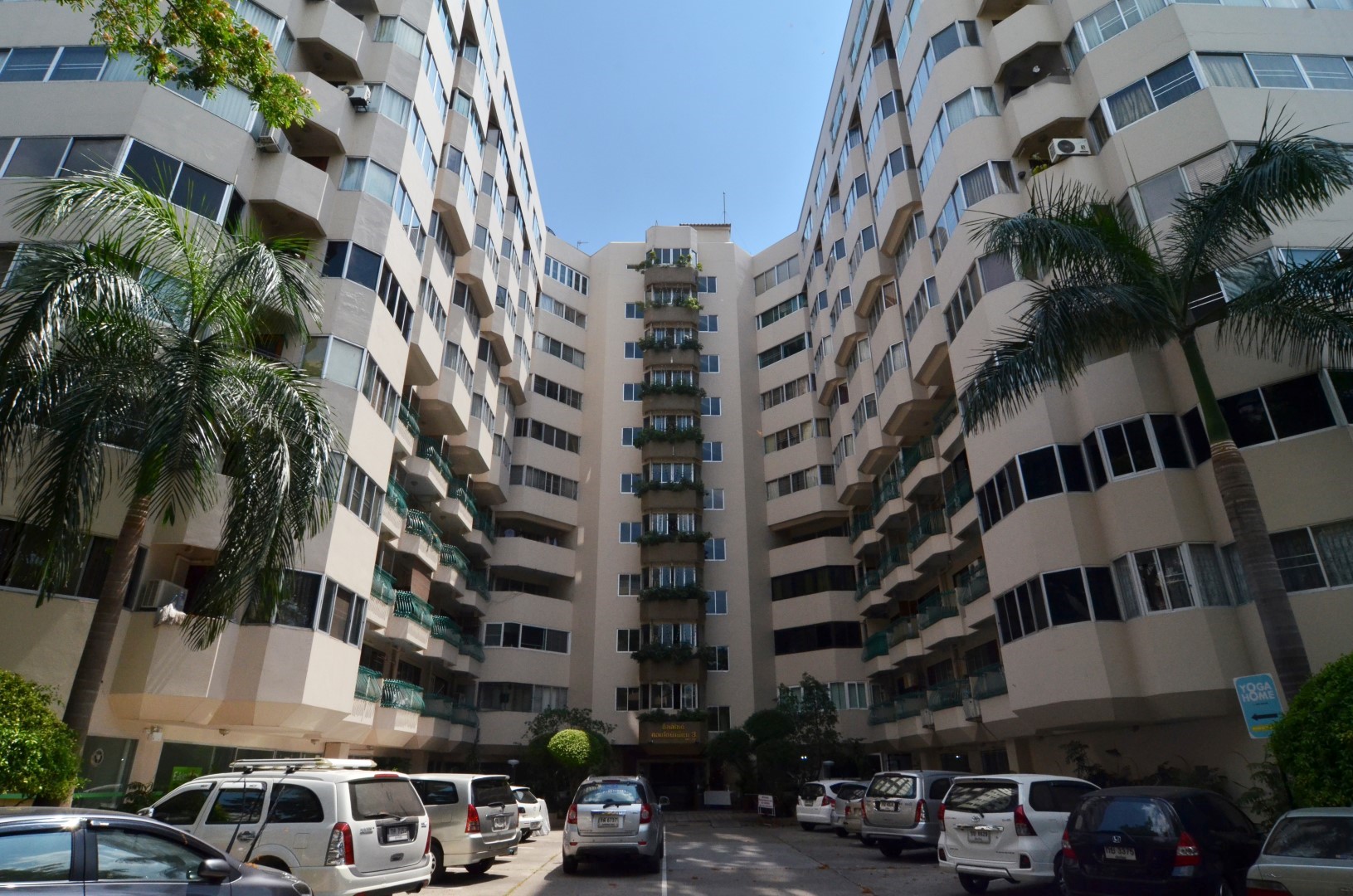 Condo For Sale In Hillside 3