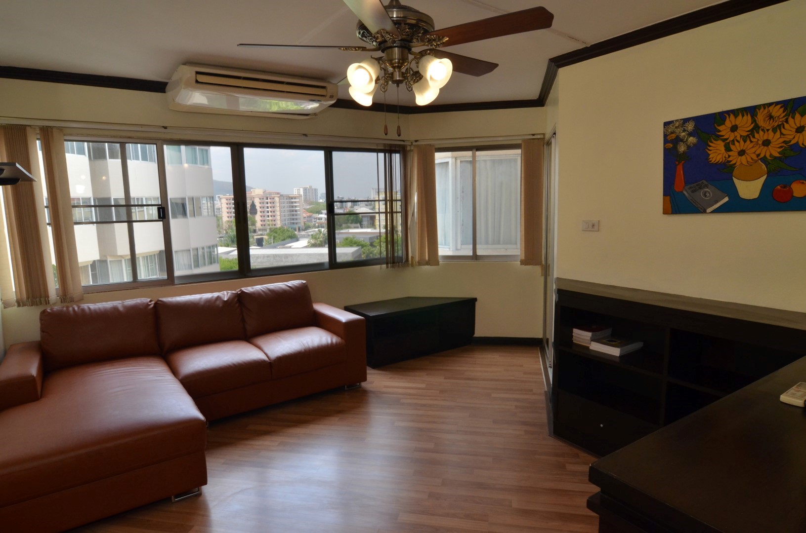 Condo For Sale In Hillside 3