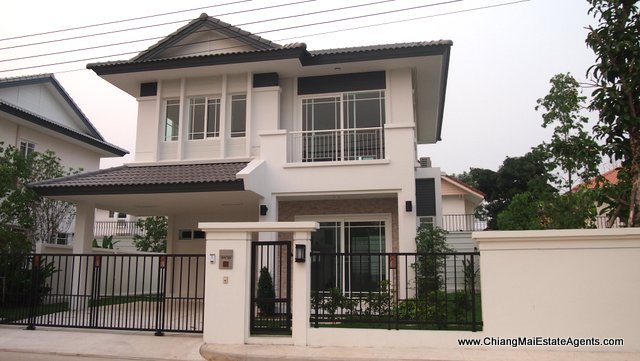 3 Bedroom Home in Sriwalee Chaeng Doi
