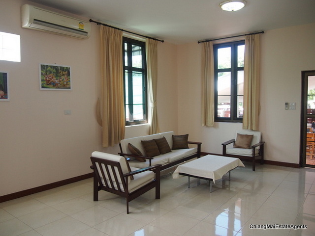 2 Houses on 1 Lot For Rent