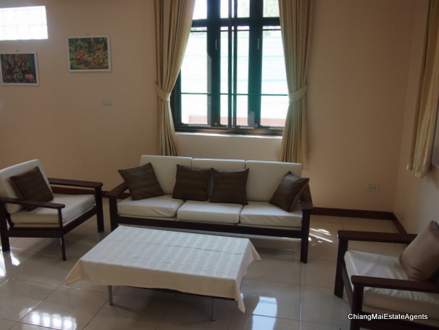 2 Houses on 1 Lot For Rent