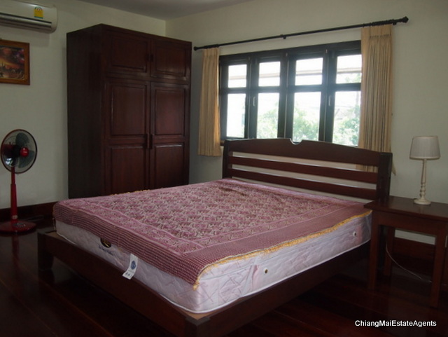 2 Houses on 1 Lot For Rent