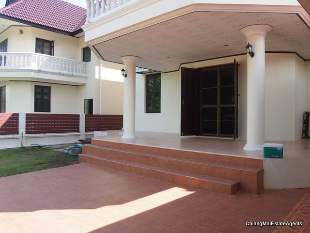 2 Houses on 1 Lot For Rent