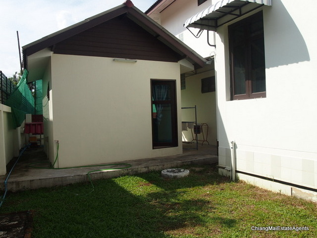 2 Houses on 1 Lot For Rent