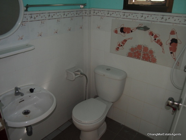 2 Houses on 1 Lot For Rent