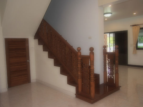 Huge 6 Bedroom House