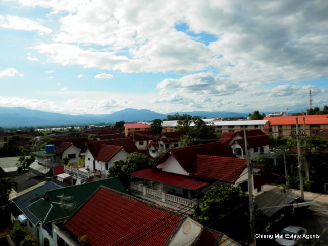 Studio Condo for Sale in Mae Jo