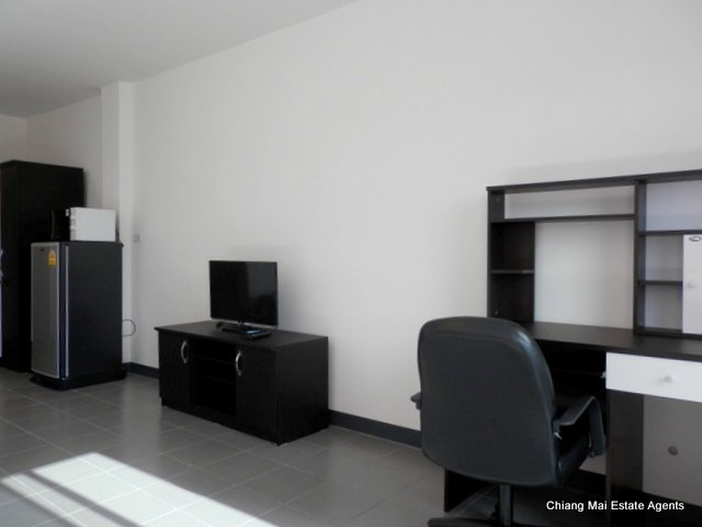 Studio Condo for Sale in Mae Jo