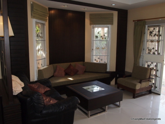 House for Rent with 3 Beds/3 Baths/1 Office
