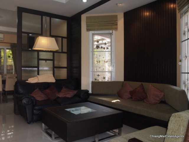 House for Rent with 3 Beds/3 Baths/1 Office