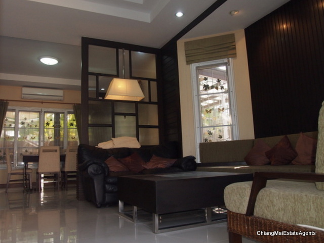 House for Rent with 3 Beds/3 Baths/1 Office