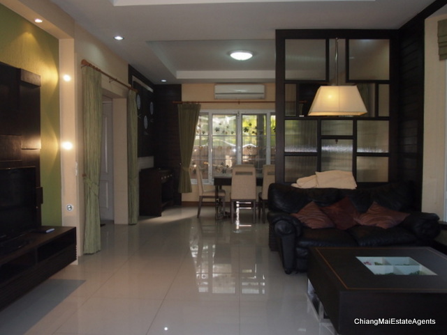 House for Rent with 3 Beds/3 Baths/1 Office