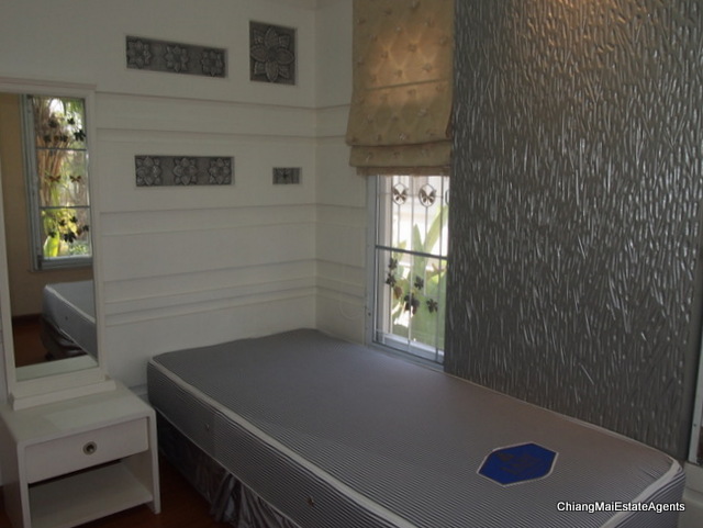 House for Rent with 3 Beds/3 Baths/1 Office