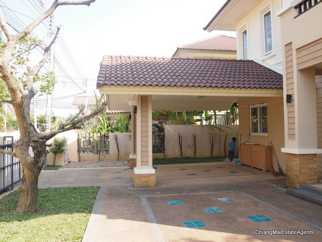 House for Rent with 3 Beds/3 Baths/1 Office