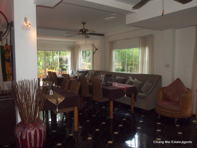 Very Unique 6 Bedroom/ 7 Bathroom Home For Sale in Vieng Bua