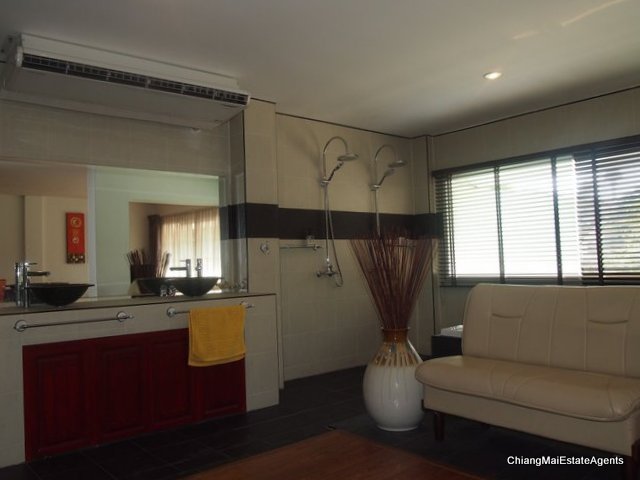 Very Unique 6 Bedroom/ 7 Bathroom Home For Sale in Vieng Bua