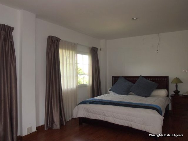 Very Unique 6 Bedroom/ 7 Bathroom Home For Sale in Vieng Bua