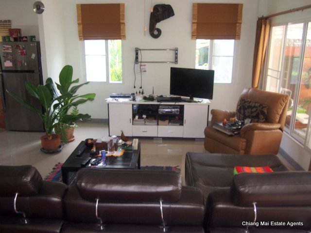 Amazing 3 Bedroom Bungalow with Pool
