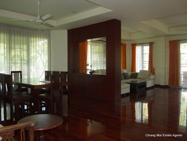 Luxurious 4 Bed/ 4 Bath Home For Rent
