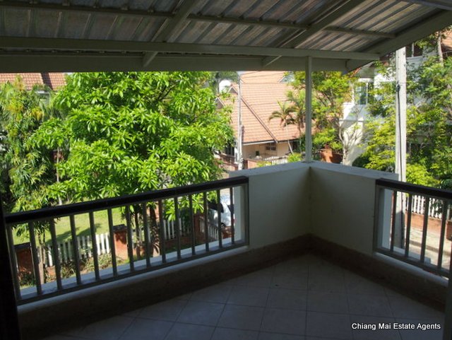 Luxurious 4 Bed/ 4 Bath Home For Rent