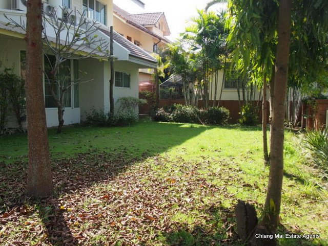 Luxurious 4 Bed/ 4 Bath Home For Rent