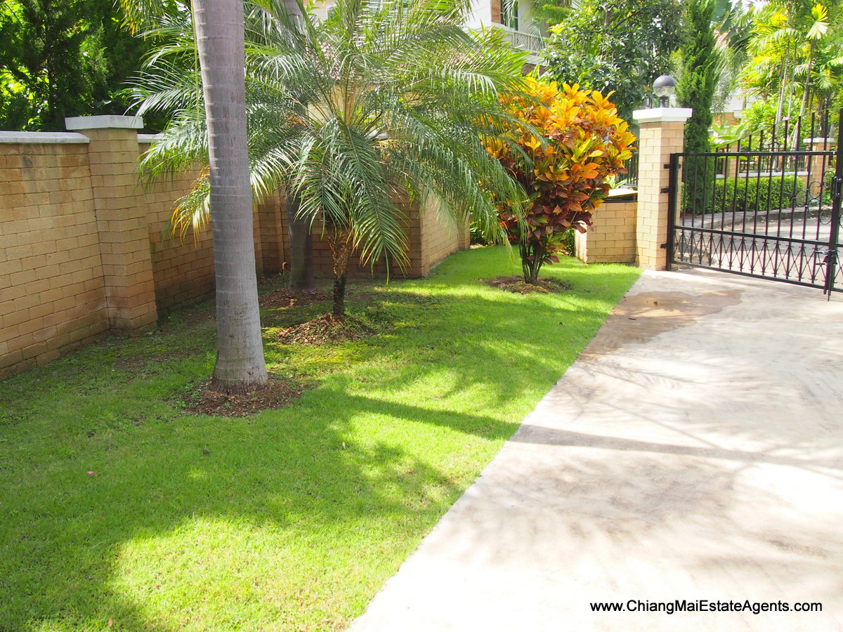 House for sale in Moo Baan Home in Park