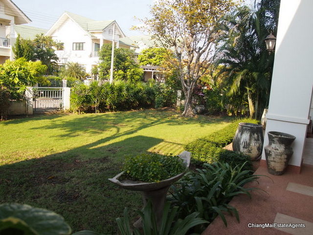 4 Bed/ 5 Bath Home for Rent with Private Pool