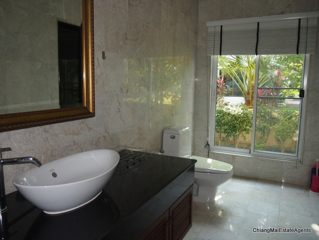 4 Bed/ 5 Bath Home for Rent with Private Pool