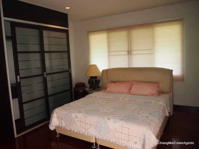 4 Bed/ 5 Bath Home for Rent with Private Pool