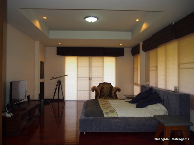 4 Bed/ 5 Bath Home for Rent with Private Pool