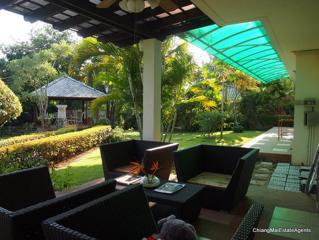 4 Bed/ 5 Bath Home for Rent with Private Pool
