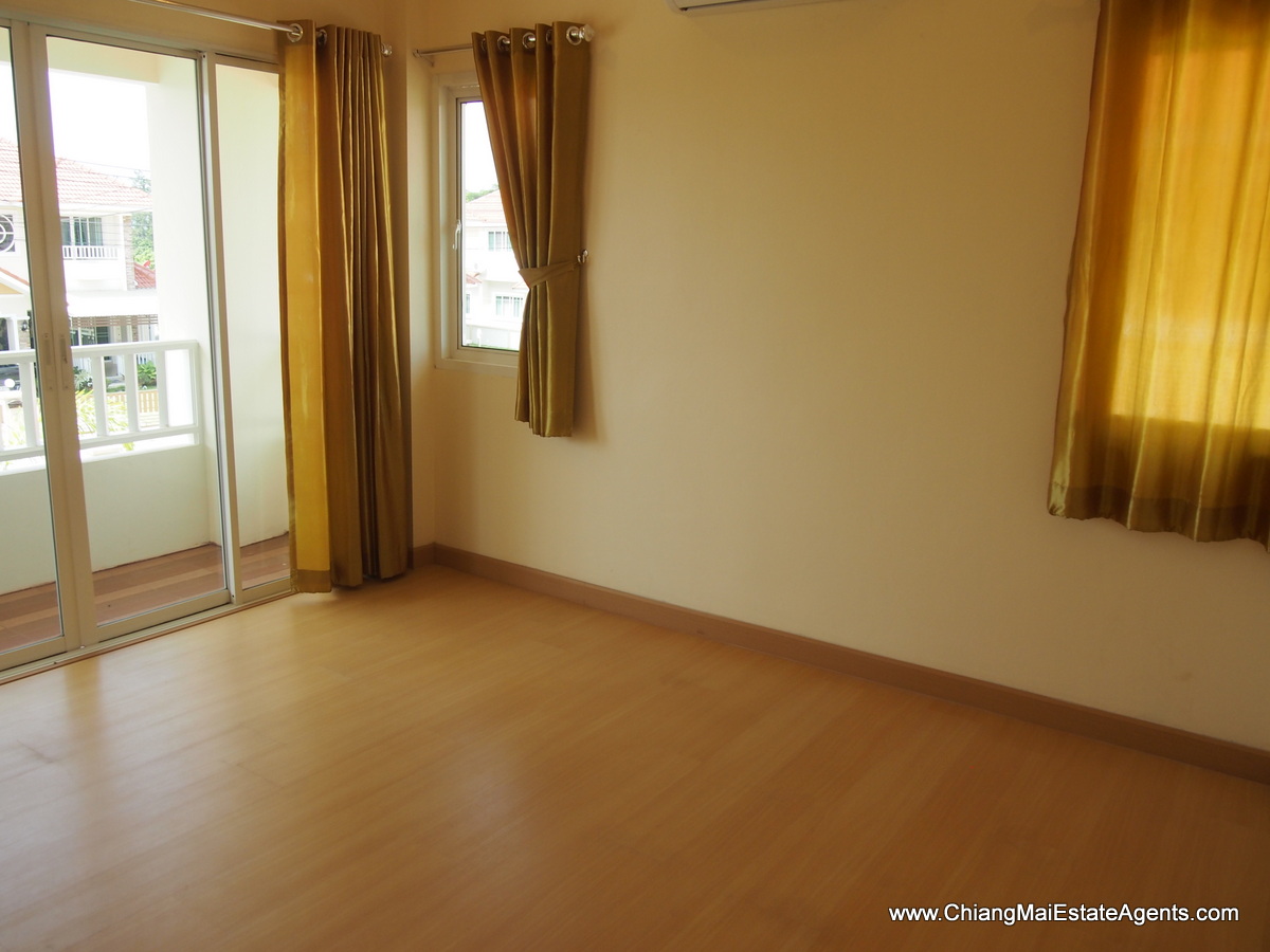 4 Bedroom Home in Tawangtan, Saraphi