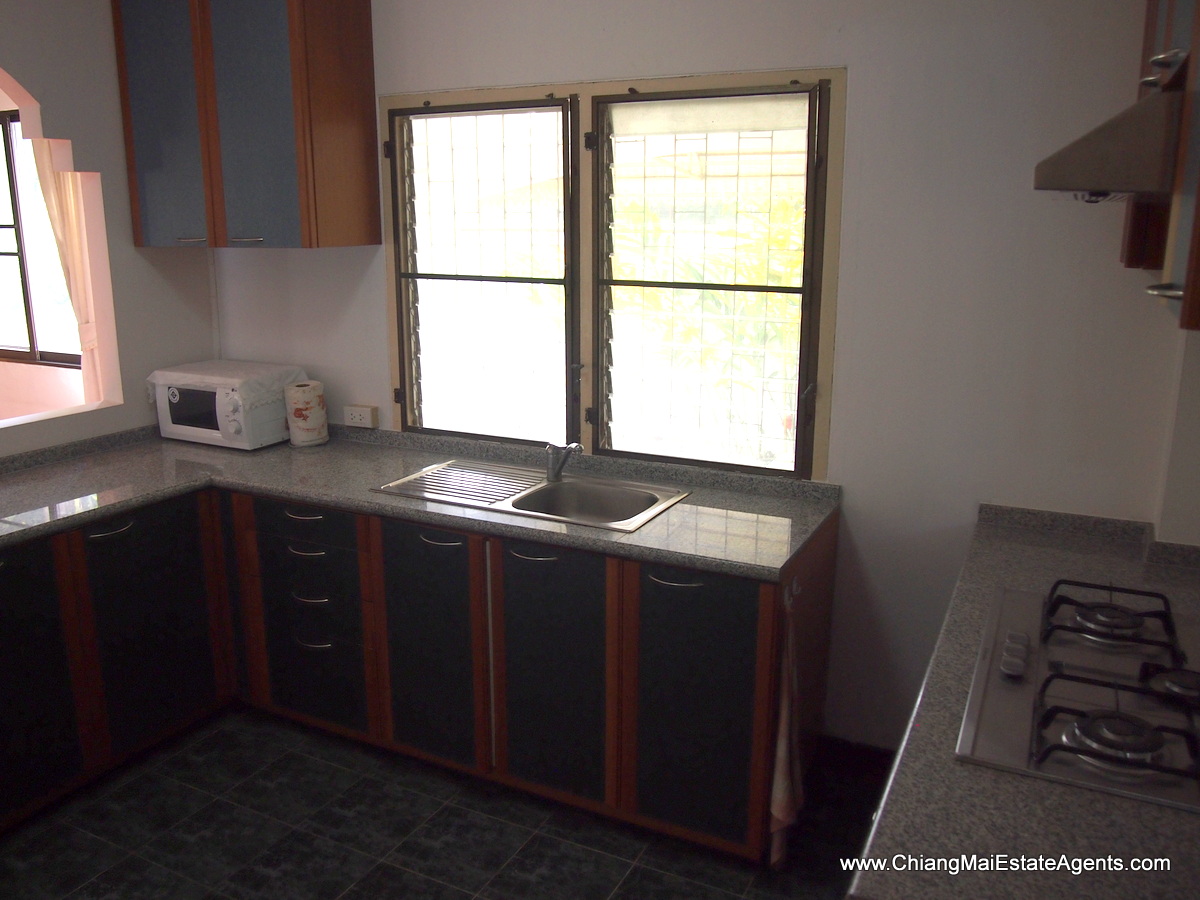 Large 3 Bedroom Home in Moo Baan Nai Fun