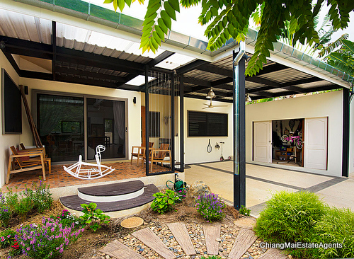 Exceptional 3 Bed/ 3 Bath Home For Sale in Hang Dong