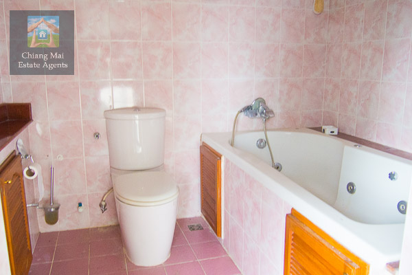 Lovely 2 Bedroom Apartment For Rent