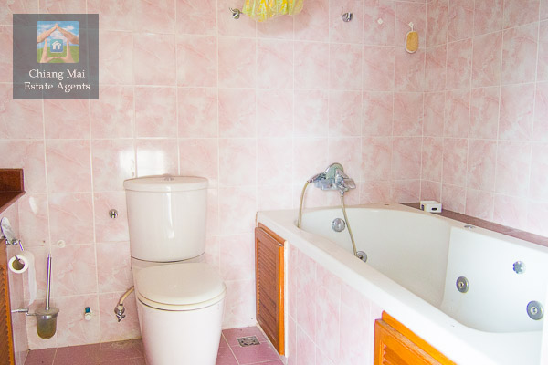 Lovely 2 Bedroom Apartment For Rent