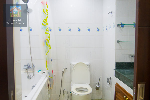 Lovely 2 Bedroom Apartment For Rent