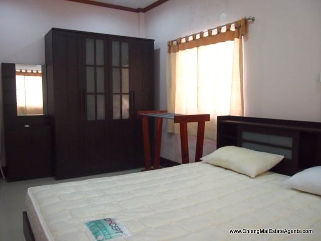 Beautiful 3 bedroom house for rent in Mae Hia