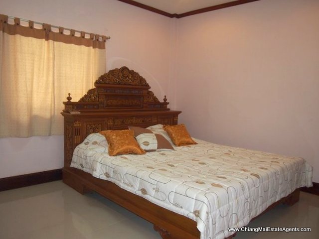 Beautiful 3 bedroom house for rent in Mae Hia