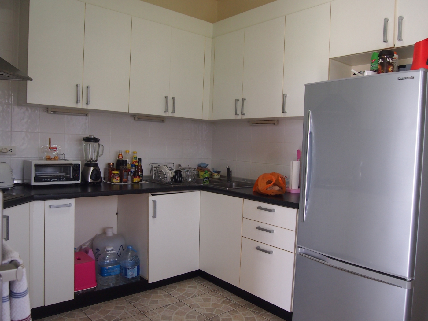Spacious 3 bedroom home for Sale in Moo Baan Thannaboon