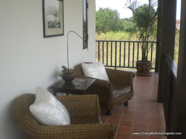 3 Bd, 2 Bth Colonial Style Home for Sale