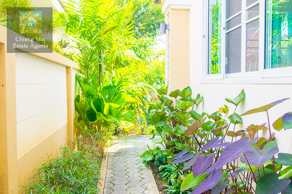 House In Rungaroon Ville For Sale