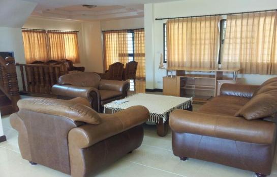 4bedrooms house for rent