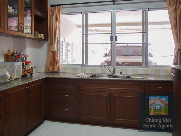 Large 4 Bedroom Home in Koolpunt 9 For Rent