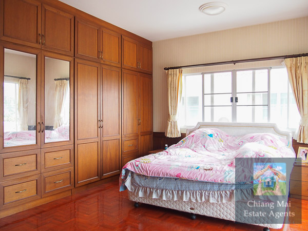 Large 4 Bedroom Home in Koolpunt 9 For Rent