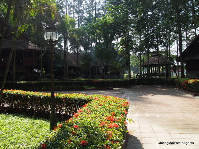 Private Resort Style Property with 3 Homes For Rent