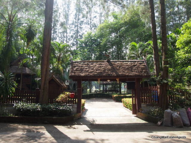 Private Resort Style Property with 3 Homes For Rent