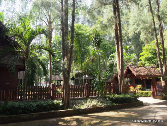 Private Resort Style Property with 3 Homes For Rent