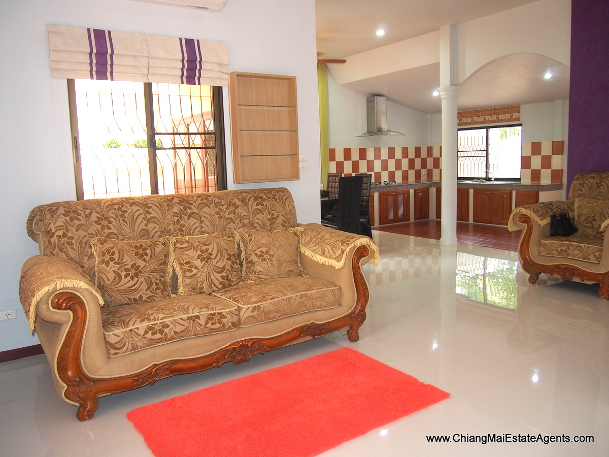 Fashionably Furnished 3 Bedroom Bungalow in Wang Tan