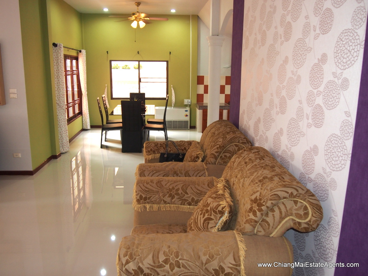 Fashionably Furnished 3 Bedroom Bungalow in Wang Tan